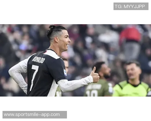 尤文前球员揭露C罗对萨里战术不满用吃草方式表达自己对比赛的理解